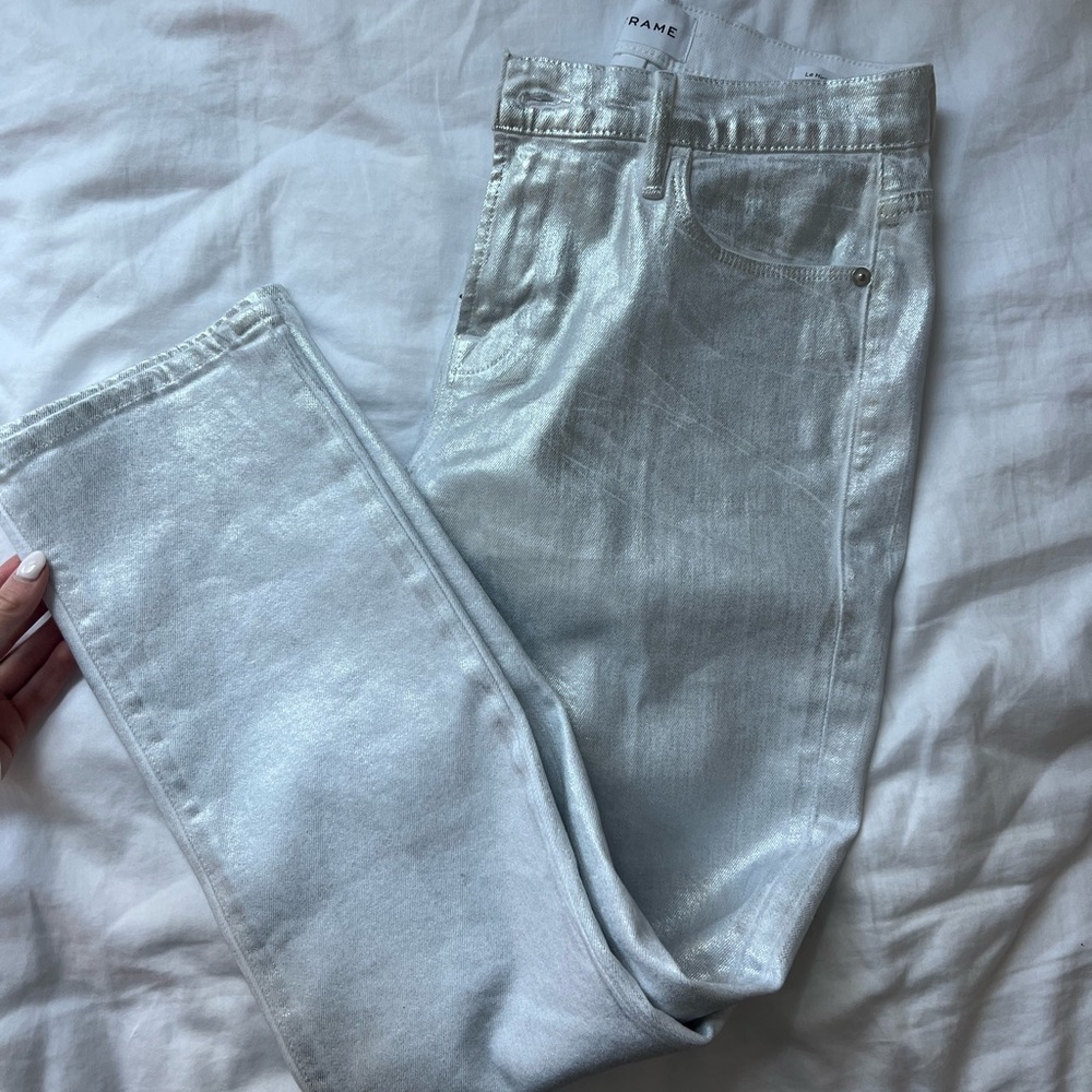 Silver Frame Jeans (never been worn) and in perfect condition SIZE 26